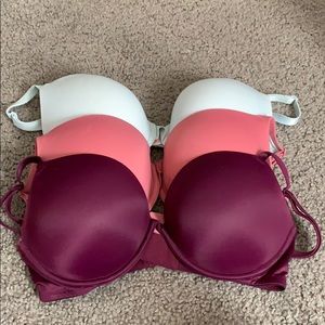 Victoria’s Secret push-up bras. 34 D Bundle.